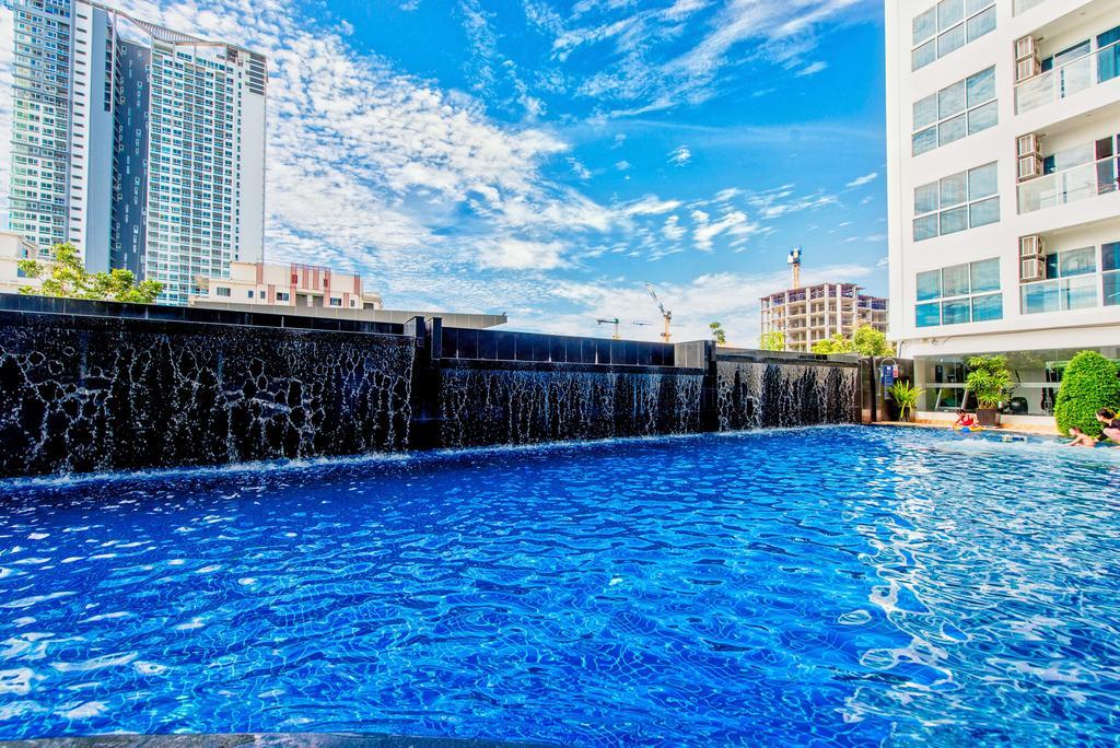 Nam Talay Jomtien Beach Exterior photo
