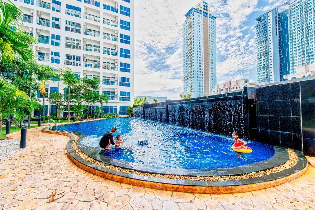 Nam Talay Jomtien Beach Exterior photo